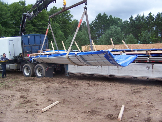 20040811_SteelDeliveryLifing