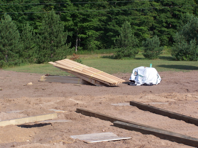 20040802_LandScrapedLumerLaidOutRemainingStack