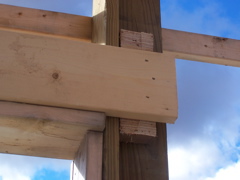 20041009_InsideDoorFrameSpacers1